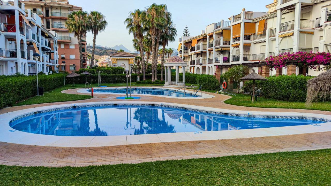Laguna Beach Costasol - Alojamientos La Torre Torrox Kültér fotó