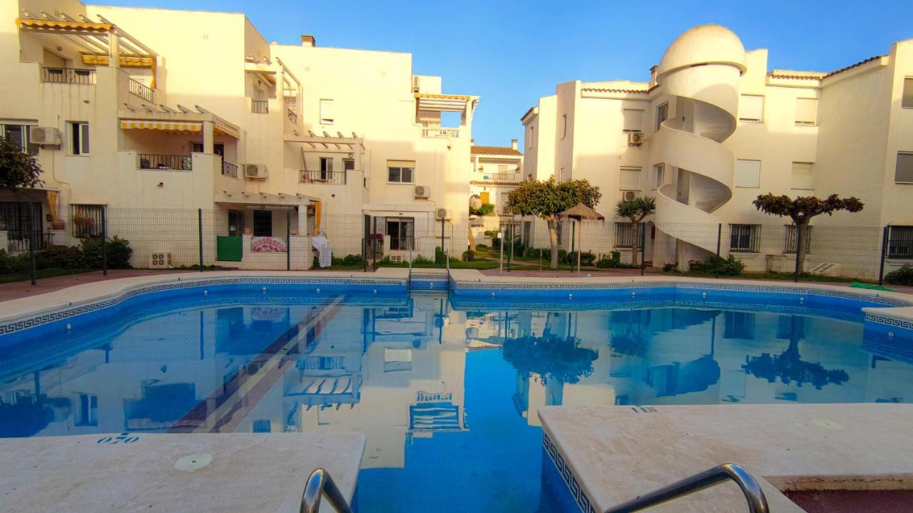 Laguna Beach Costasol - Alojamientos La Torre Torrox Kültér fotó